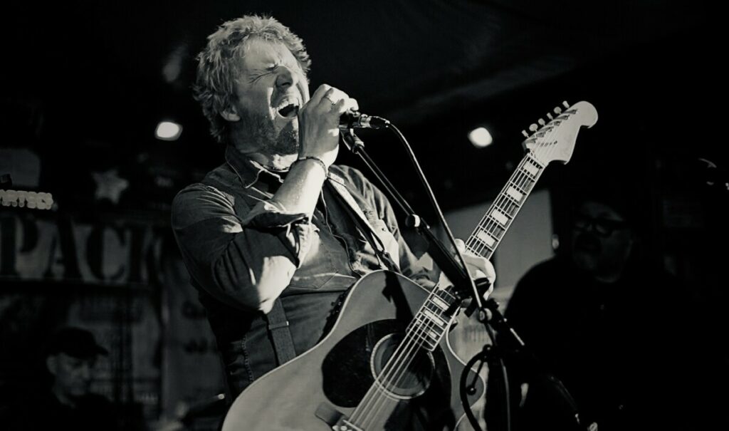 Stefan Bartsch, Sänger, Gitarrist und Songwriter
